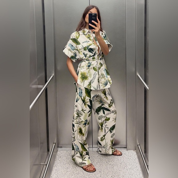 Zara Floral Print Pants - Picture 1 of 8